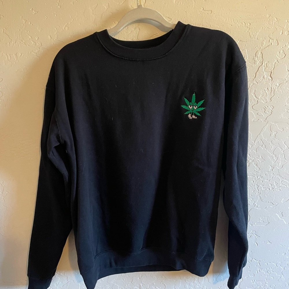 “Good Buds Stick Together” sweater